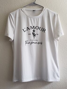 🤍🗼 Women's L'Amour White T-shirt